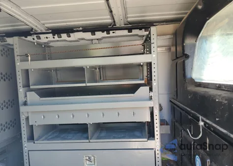 2017 Chevrolet Express G2500 from USA, damaged, VIN 1GCWGAFF0H1310744